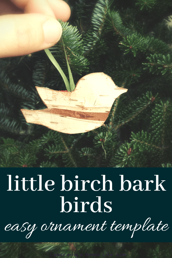 Little birch bark birds make easy handmade ornaments, and they're so adorable!!! #handmadechristmas #farmhousechristmas #christmascrafts #handmadeornaments #countrychristmas #oldfashionedchristmas