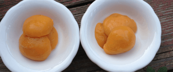 canned peaches in water and canned peaches in syrup