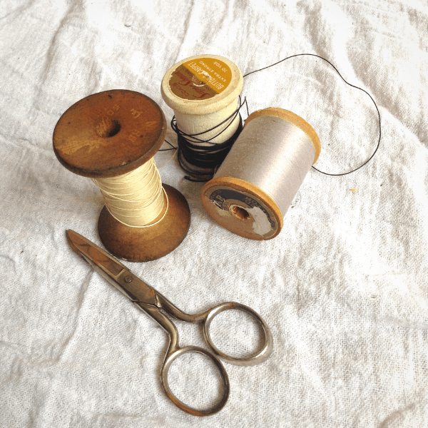types of thread for a mending basket