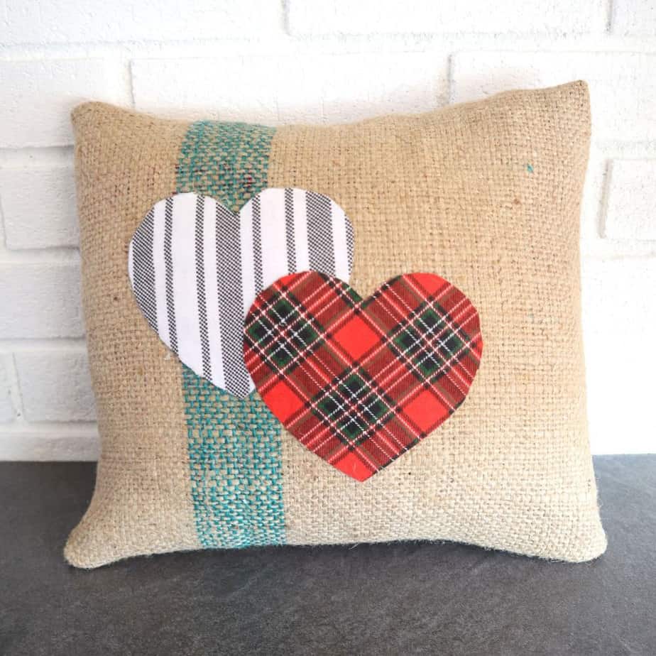 Ten Minute Burlap Valentine Pillow Cover Salt in my Coffee