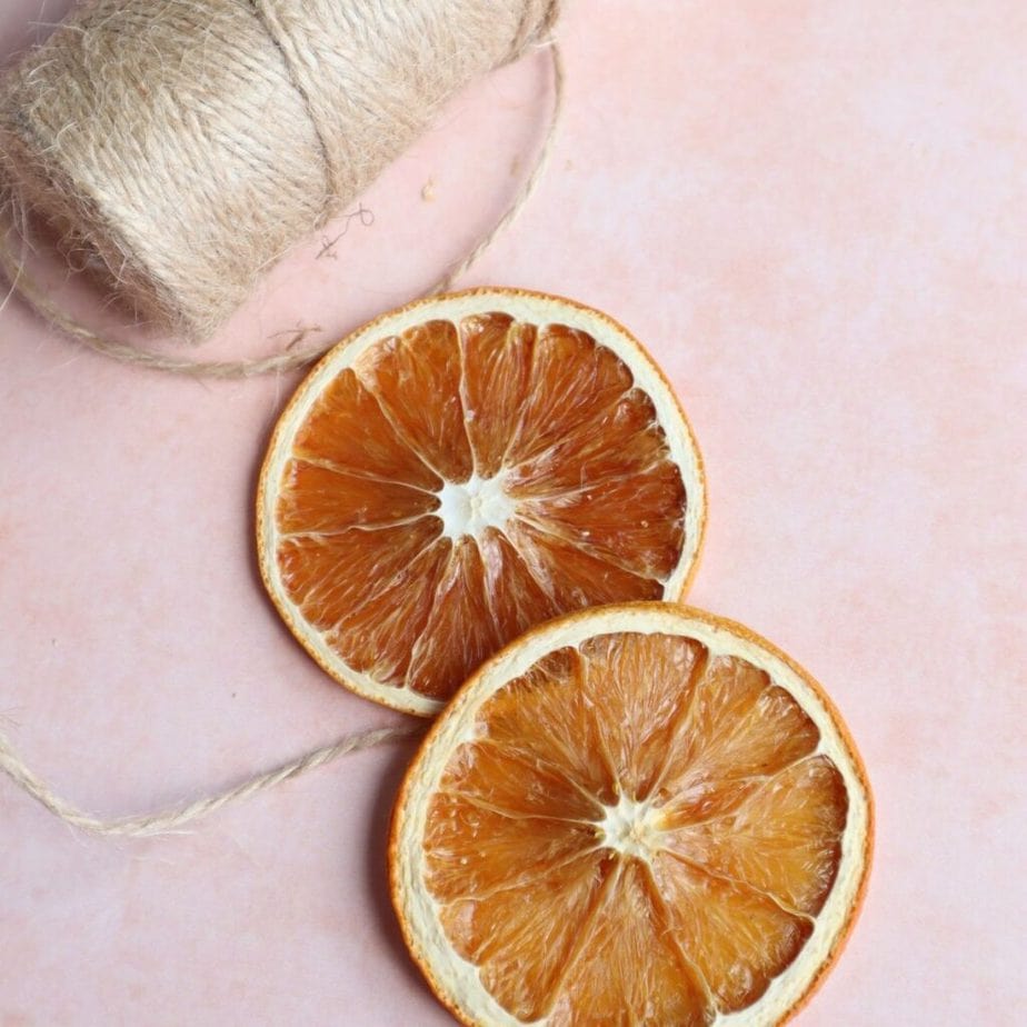 Dried orange slices with twine 