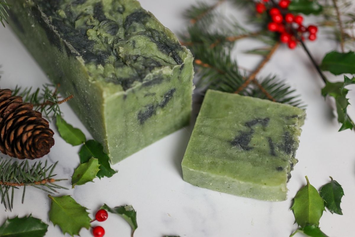 Natural Aloe Vera Cold Process Soap with Natural Colorants and Essential  Oils