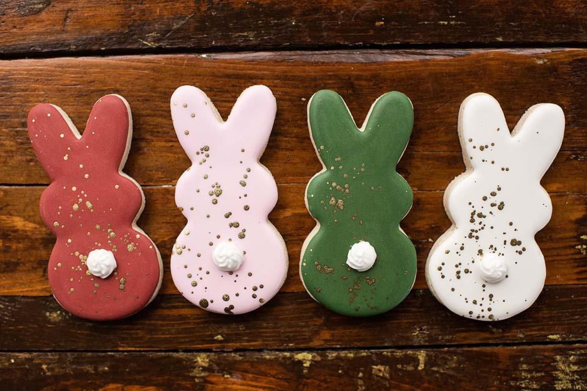 bunny shaped cookies in different colors