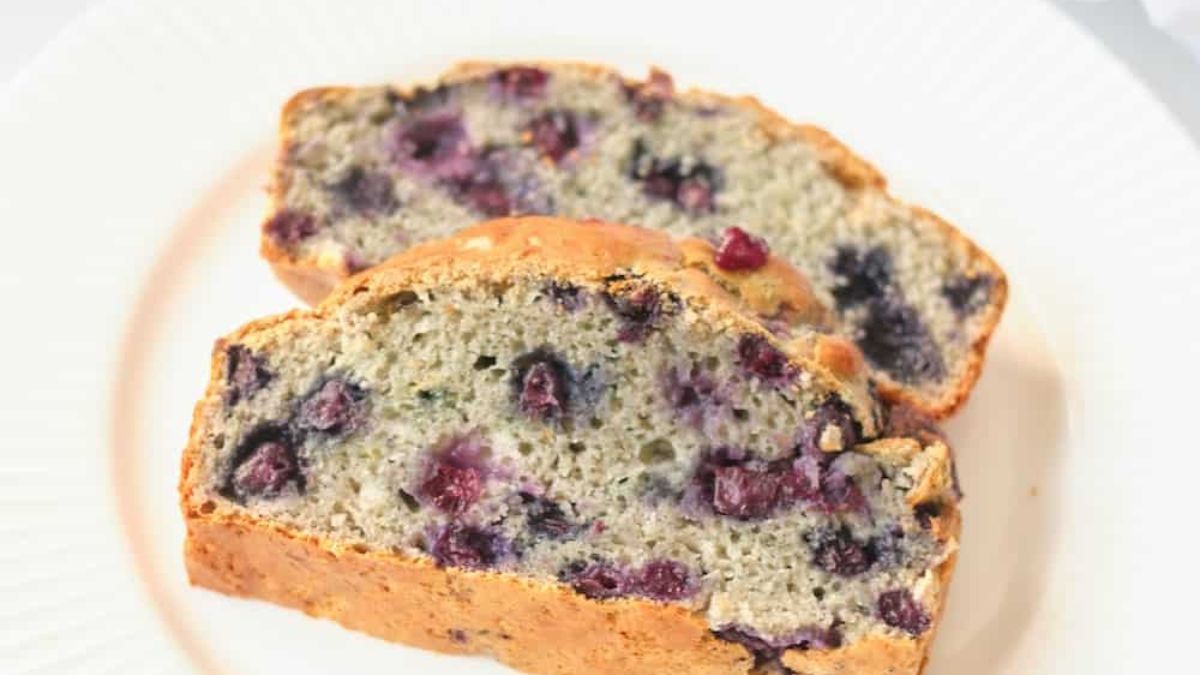 Blueberry bread cooked in air fryer