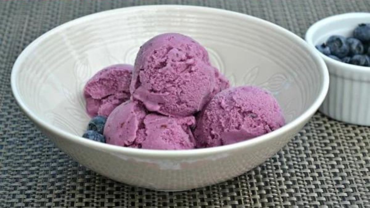 Ice cream made with blueberries