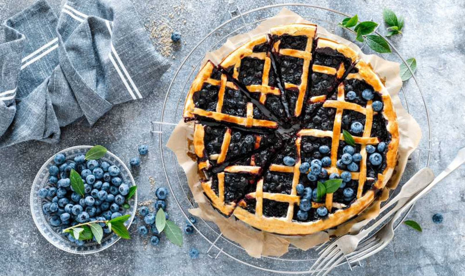 a beautiful blueberry pie