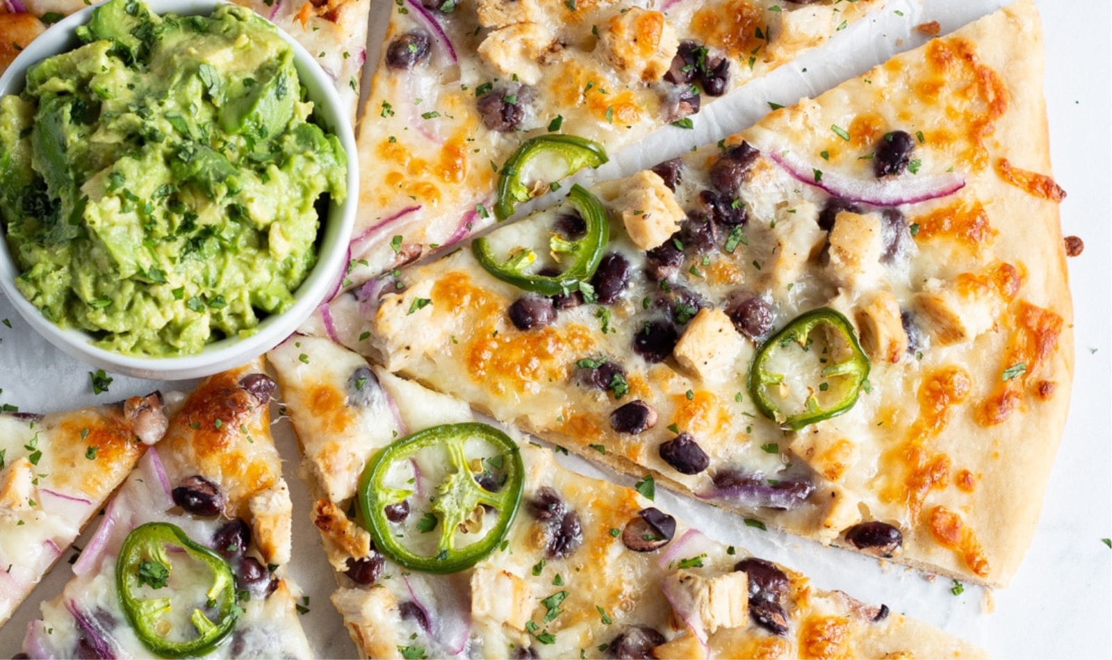 pizza with chicken and black beans