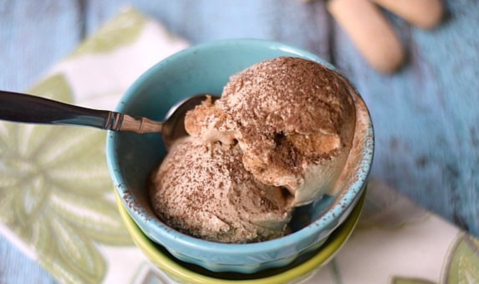 a bowl of tiramisu ice cream
