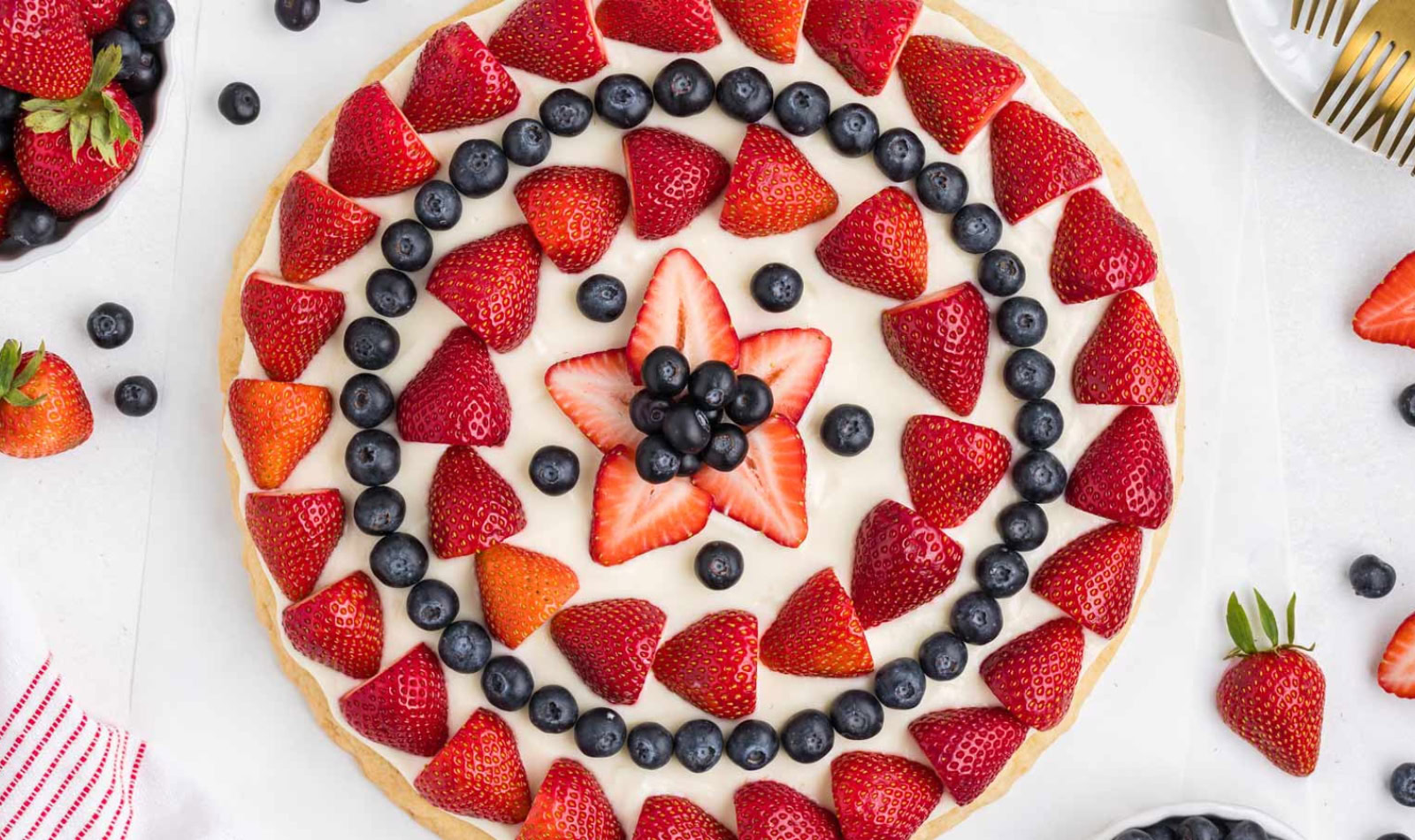 red white and blue fruit pizzas