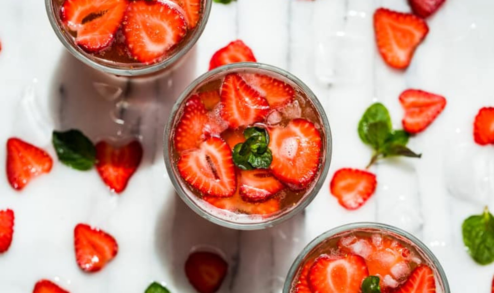 strawberry kombucha mocktails