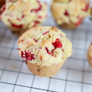 raspberry muffins