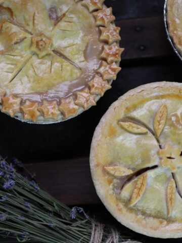 old fashioned ham and beefsteak pot pies